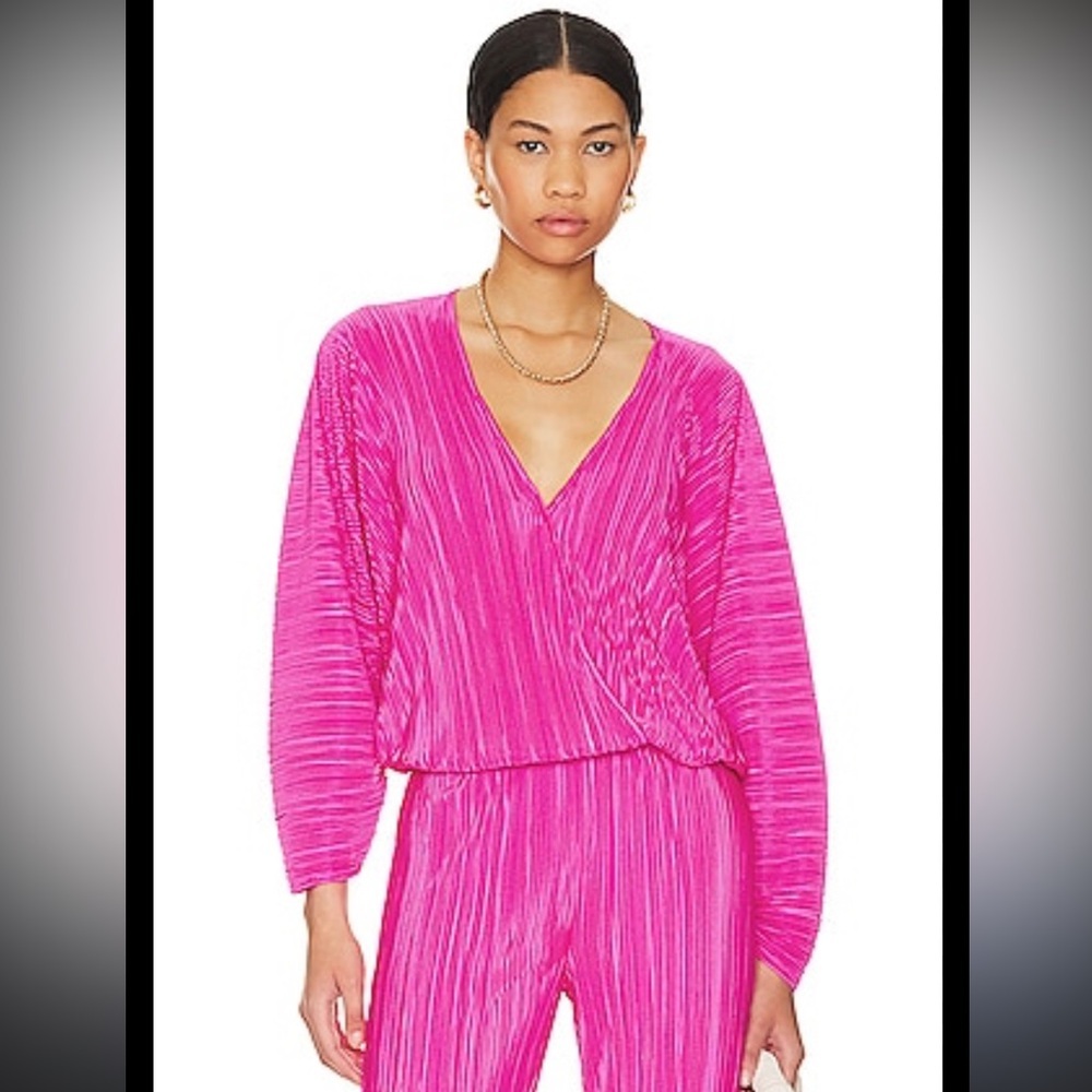 Good American Always Fits Plissé Sculpt Top Fuchsia Pink Size 1/2 Anthropologie